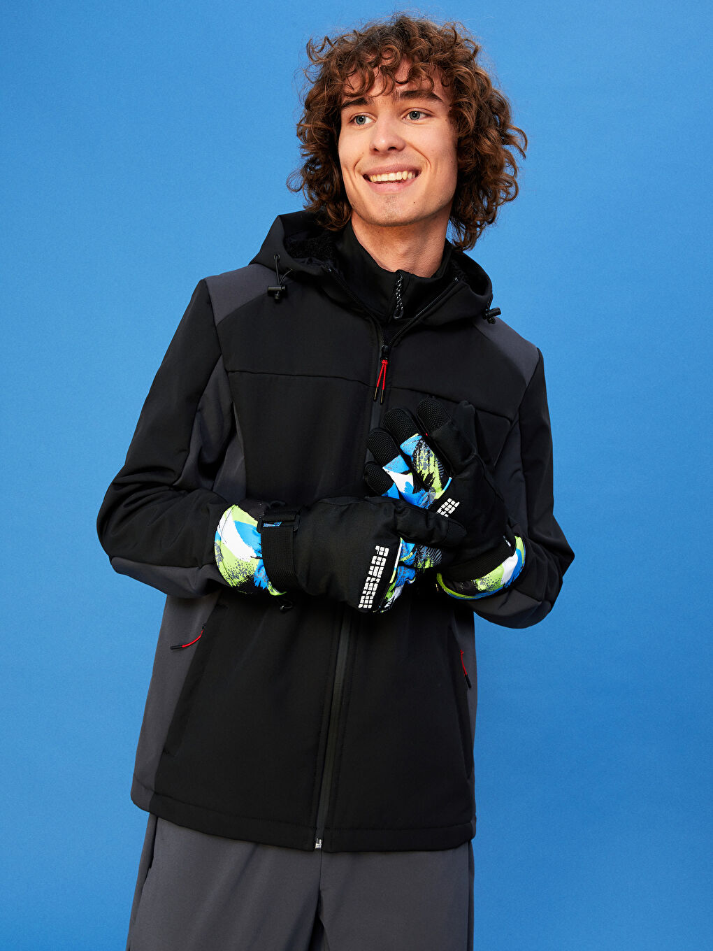 Siyah Yazı Baskılı Erkek Kar Eldiveni