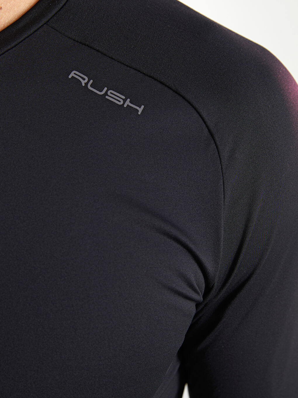 Siyah Bisiklet Yaka Uzun Kollu Erkek Spor Tişört-2