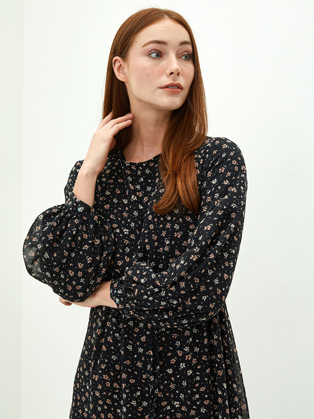 Pembe Bisiklet Yaka Çiçekli Uzun Kollu Kadın Şifon Elbise-2