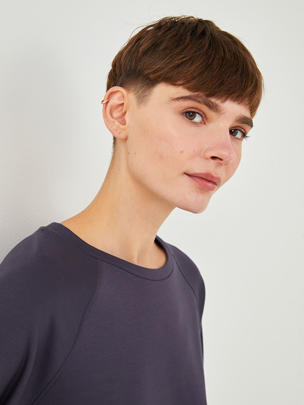 Crew Neck Plain Long Sleeve Women's Sweatshirt-1