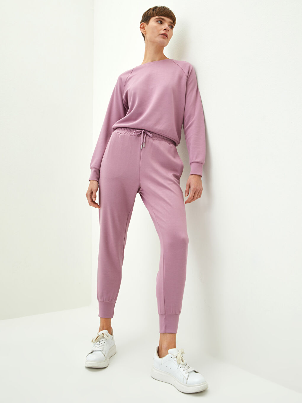 Pembe Beli Lastikli Düz Cep Detaylı Kadın Jogger Eşofman Altı