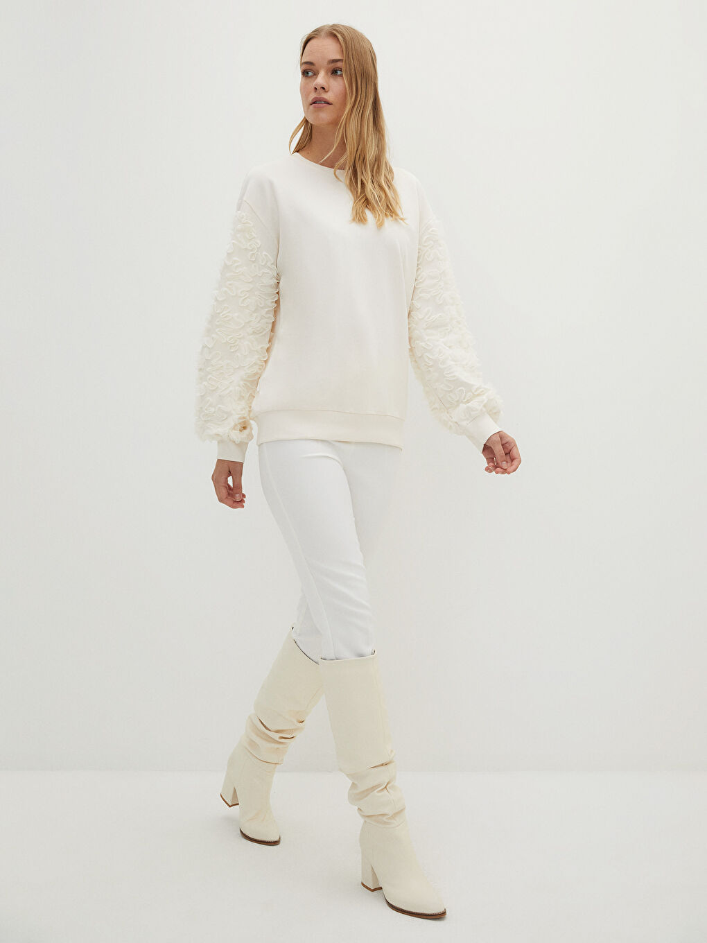 Crew Neck Plain Long Sleeve Women's Sweatshirt-3