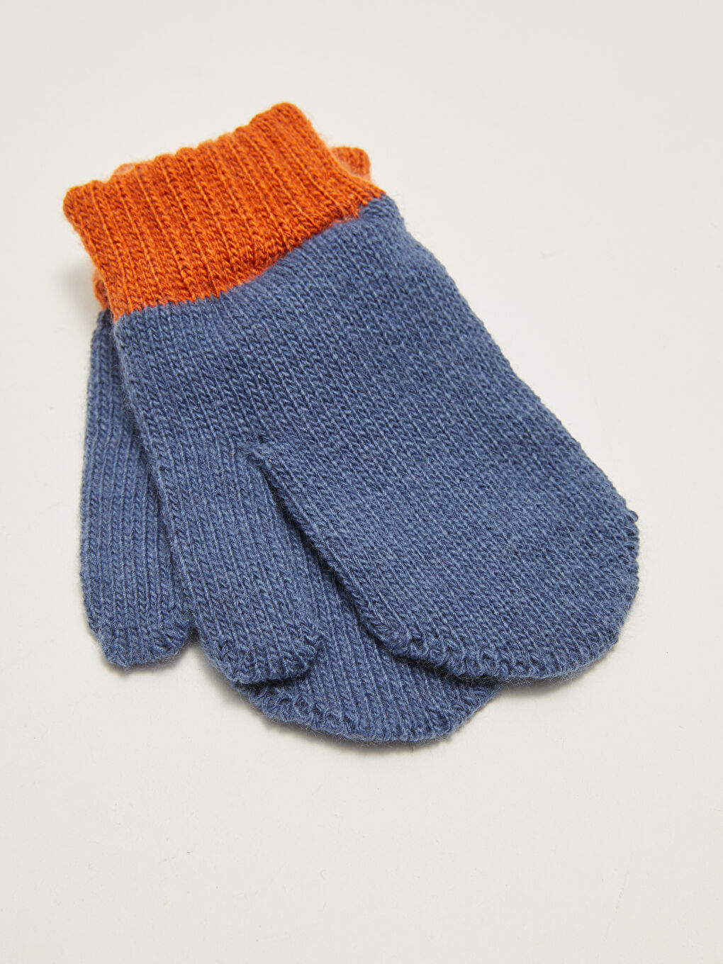 Boy Color Block Knit Beanie Gloves and Snood-5