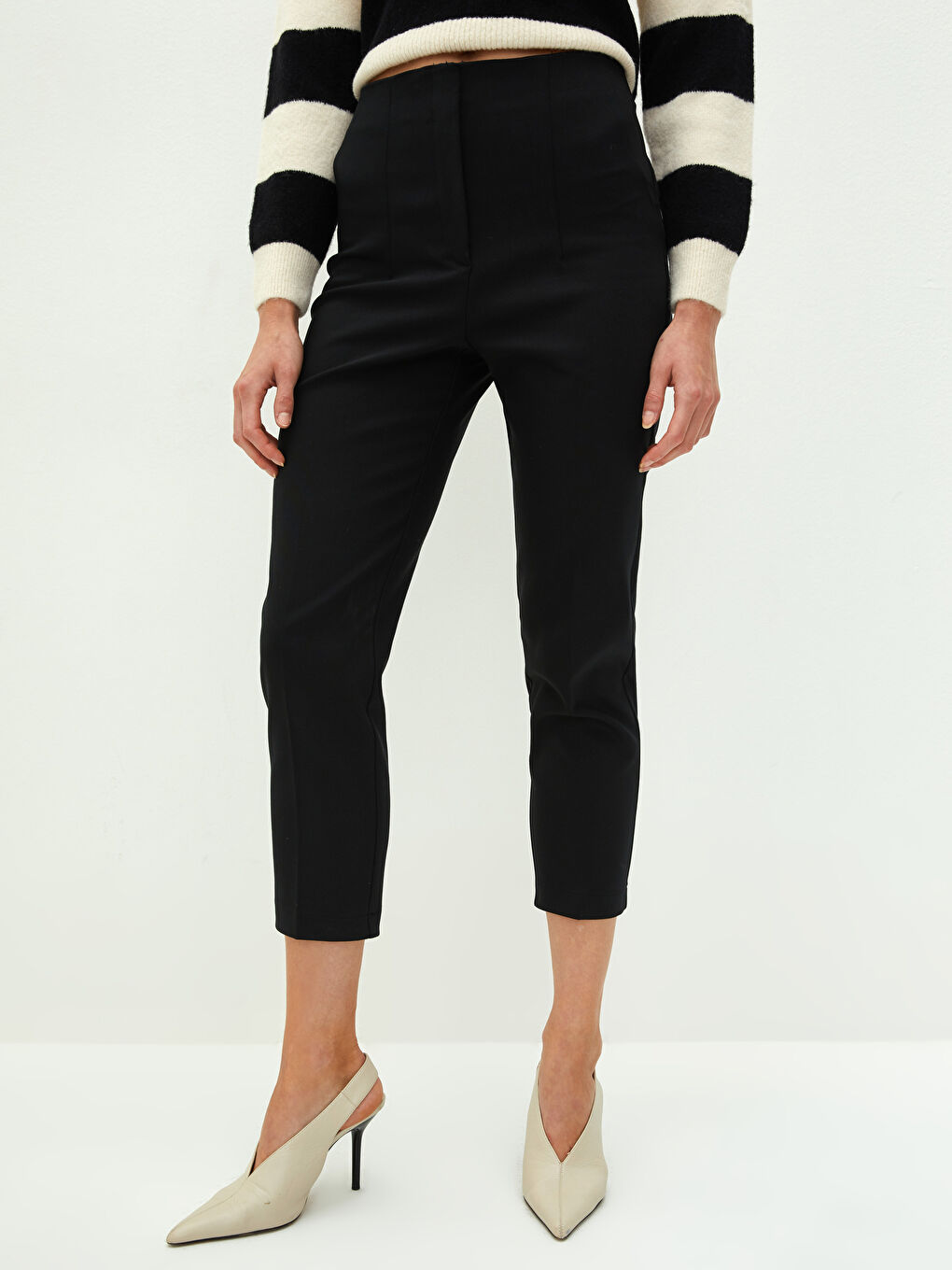 Siyah Yüksek Bel Cep Detaylı Kadın Pantolon-2