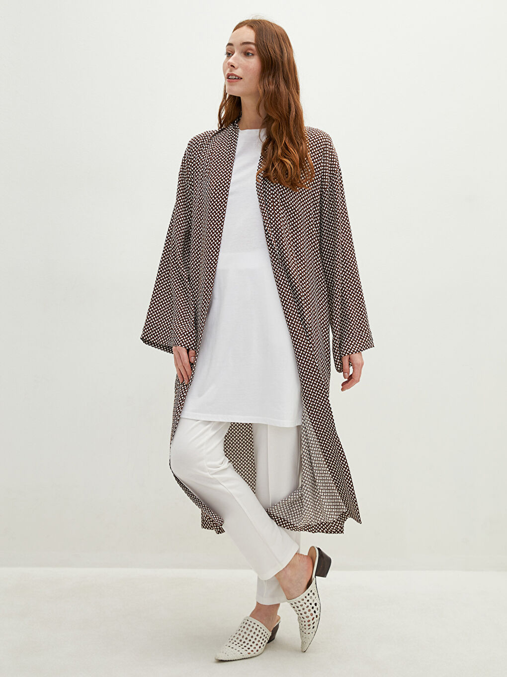 Kahverengi Şal Yaka Desenli Uzun Kollu Oversize Viskon Kadın Kimono-1