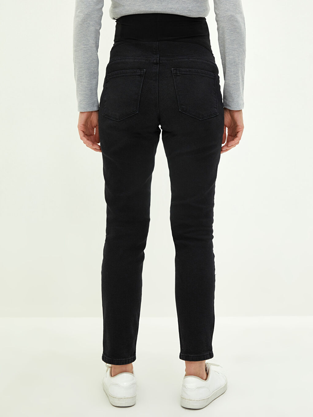 Siyah Karın Panelli Slim Mom Cep Detaylı Hamile Rodeo Jean Pantolon-4