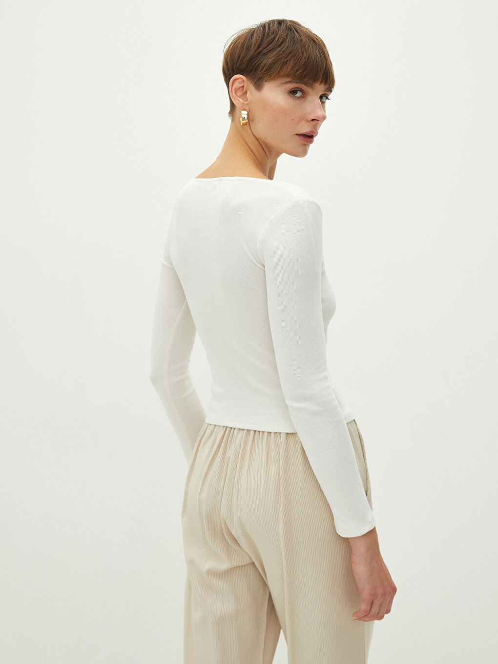 Square Collar Straight Long Sleeve Cotton Women's T-Shirt-3