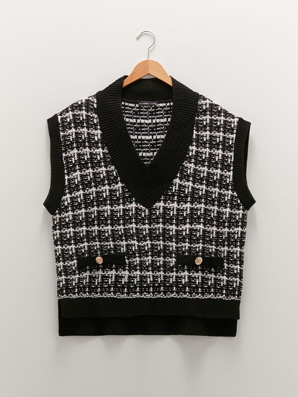 Siyah V Yaka Kolsuz Desenli Kadın Triko Süveter-5