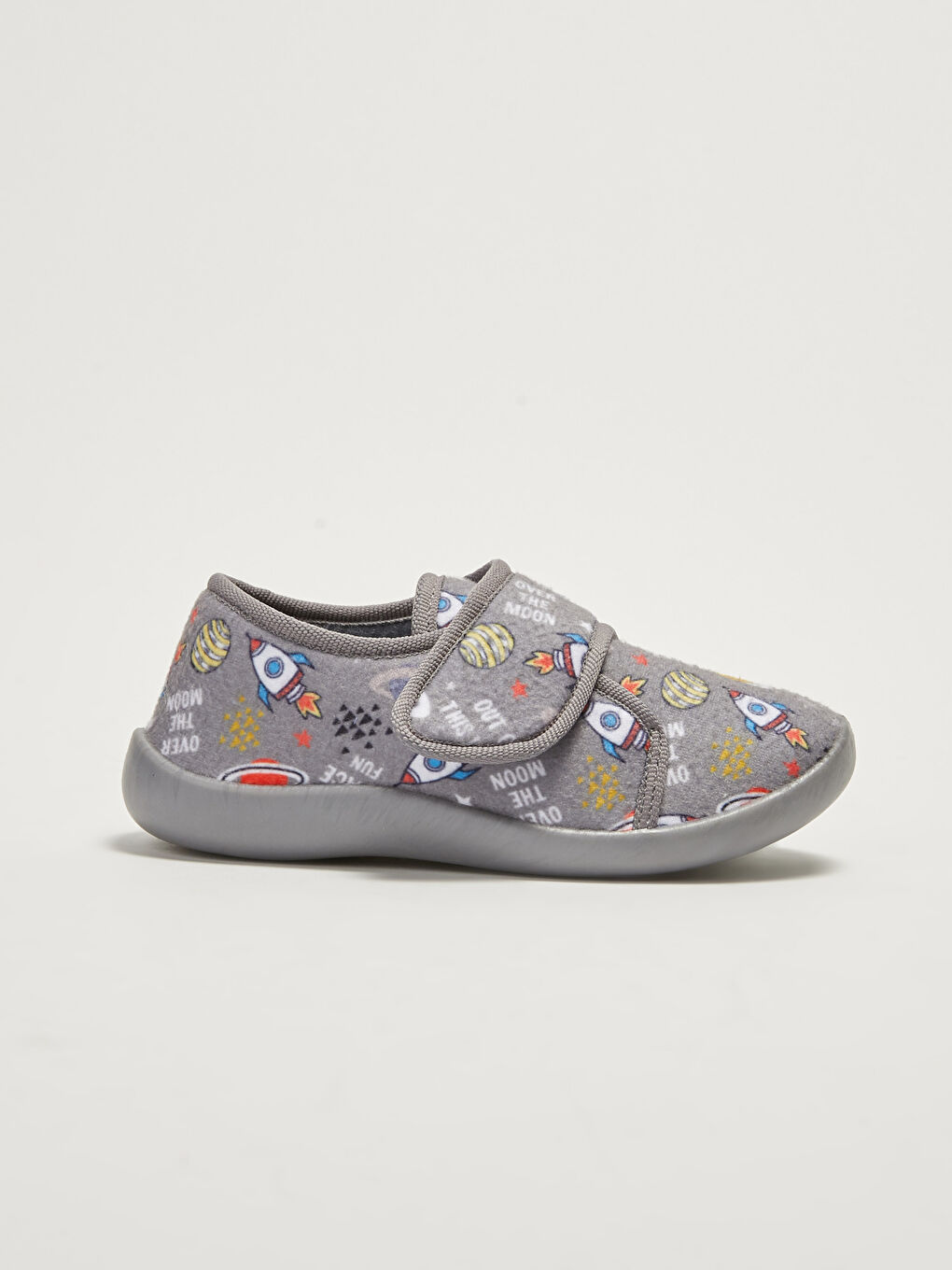 Gri Baskılı Cırt Cırtlı Erkek Çocuk Panduf-1