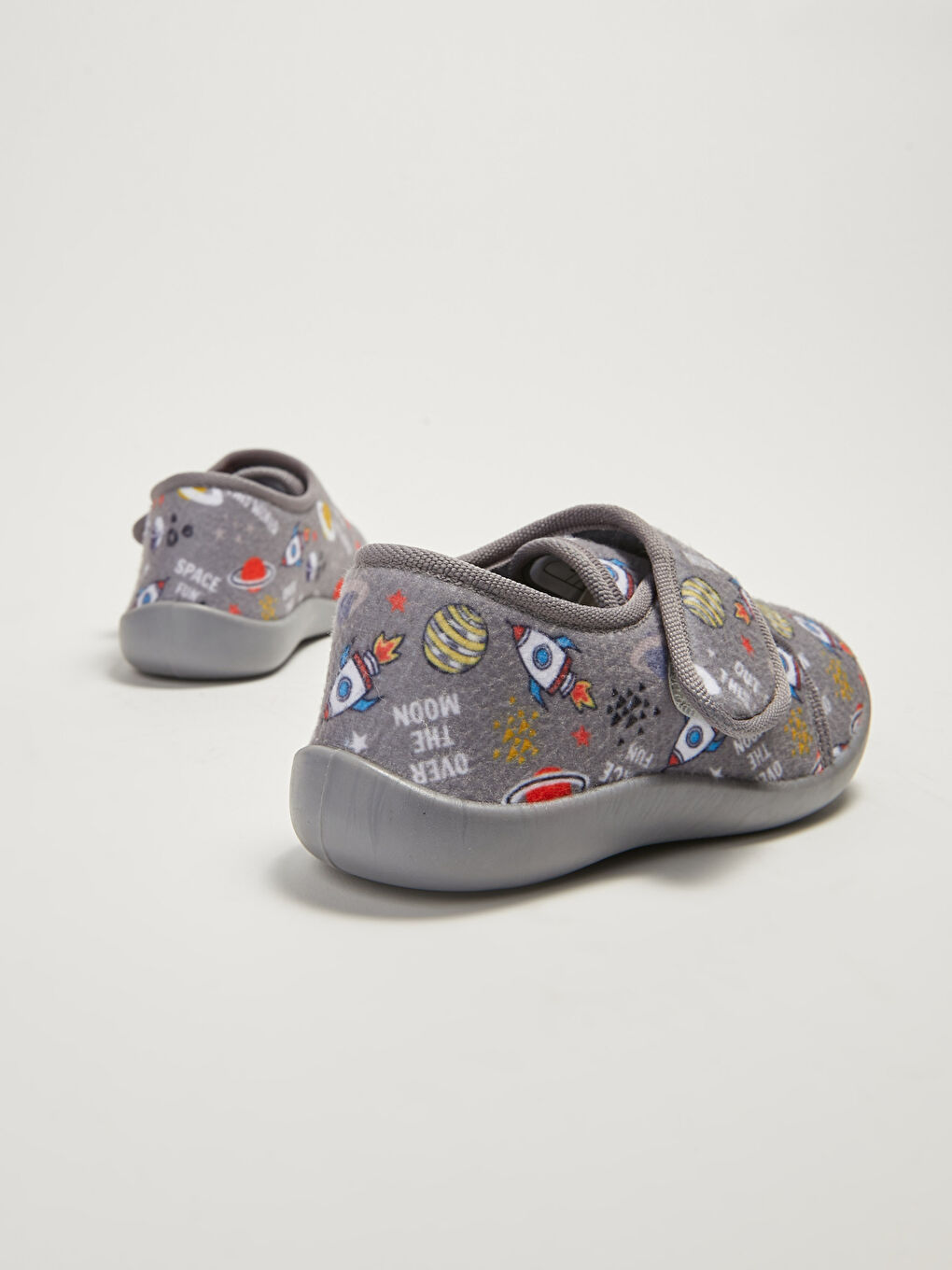 Gri Baskılı Cırt Cırtlı Erkek Çocuk Panduf-3