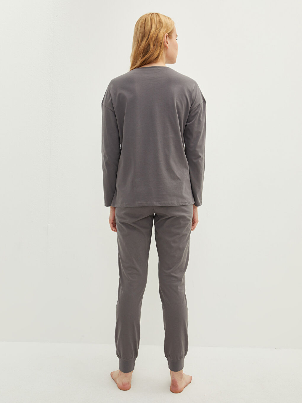 Gri Bisiklet Yaka Winnie the Pooh Baskılı Uzun Kollu Pamuklu Kadın Pijama Takımı-4