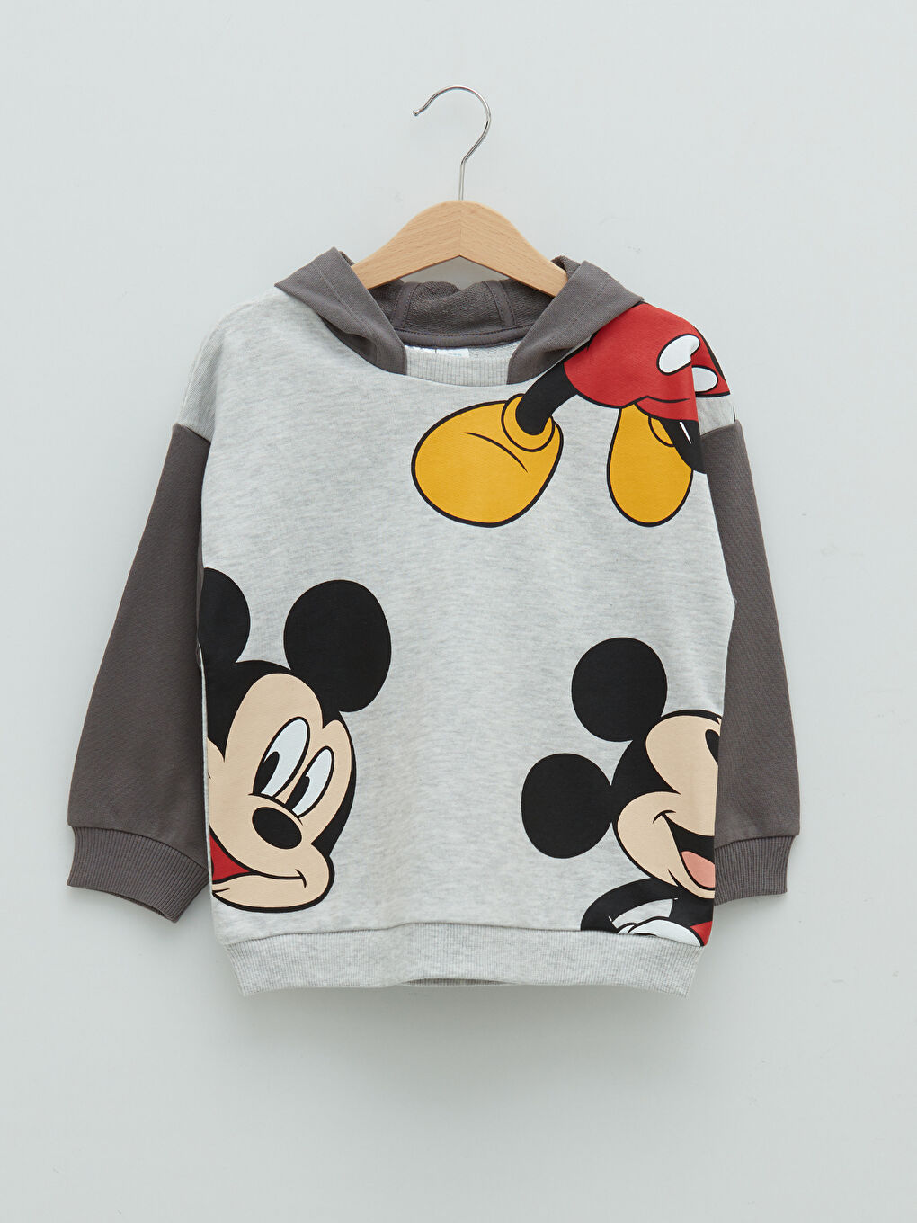LCW baby Hooded Long Sleeve Mickey Mouse Printed Baby Boy Sweatshirt and Jogger Pants 2-Pack -W1EA40Z1-CX8