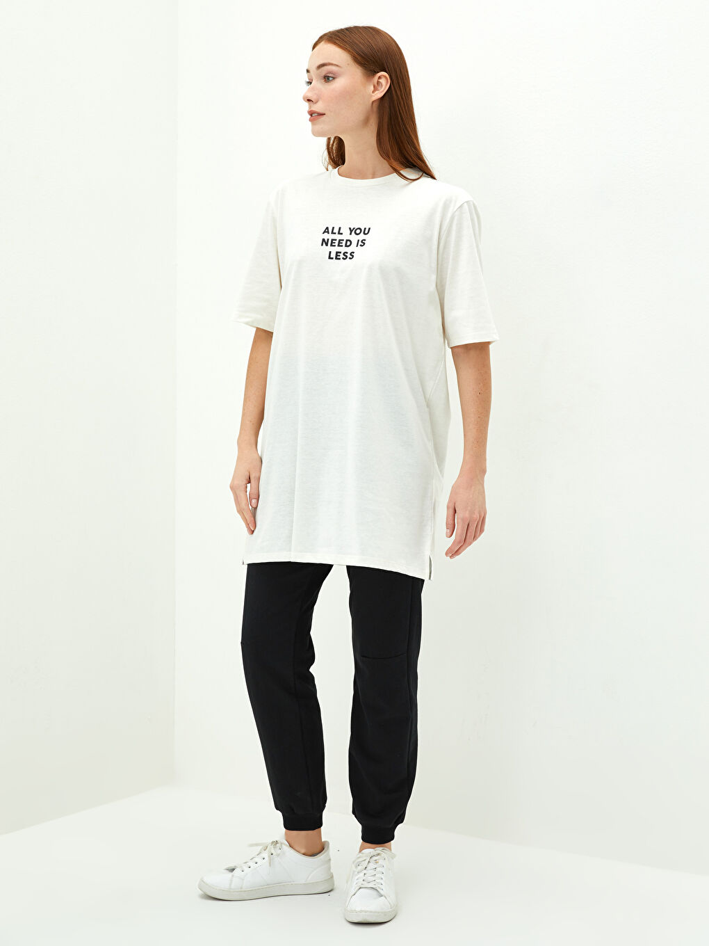 Ekru Bisiklet Yaka Baskılı Kısa Kollu Kadın Tunik-2