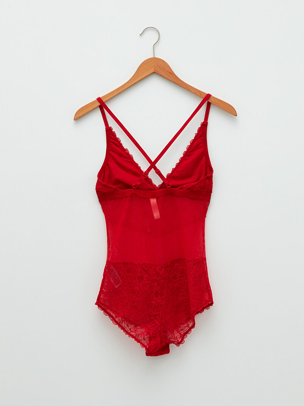 LCW DREAM V-Neck Embroidered Strap Studded Body -W1EB19Z8-KYT