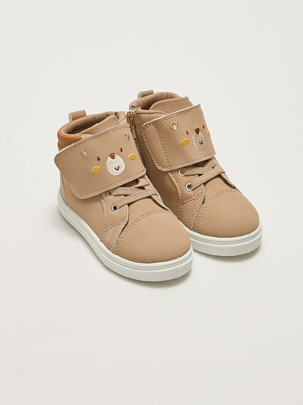 Кестеленген және жүнмен қапталған жапсырмалы ілмек күнделікті бала аяқ киімі