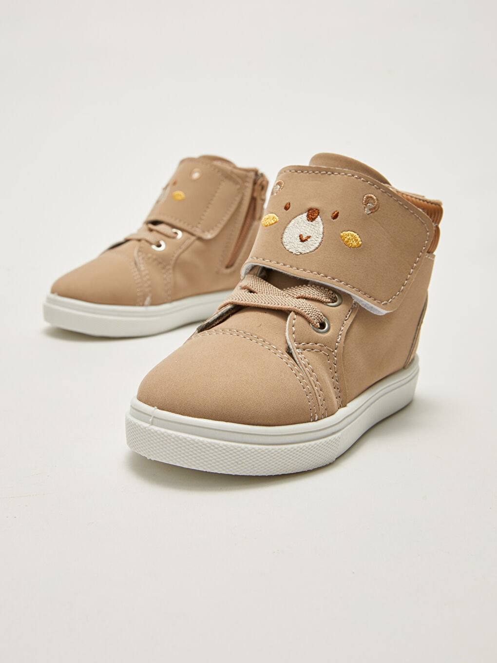 Кестеленген және жүнмен қапталған жапсырмалы ілмек күнделікті бала аяқ киімі-2