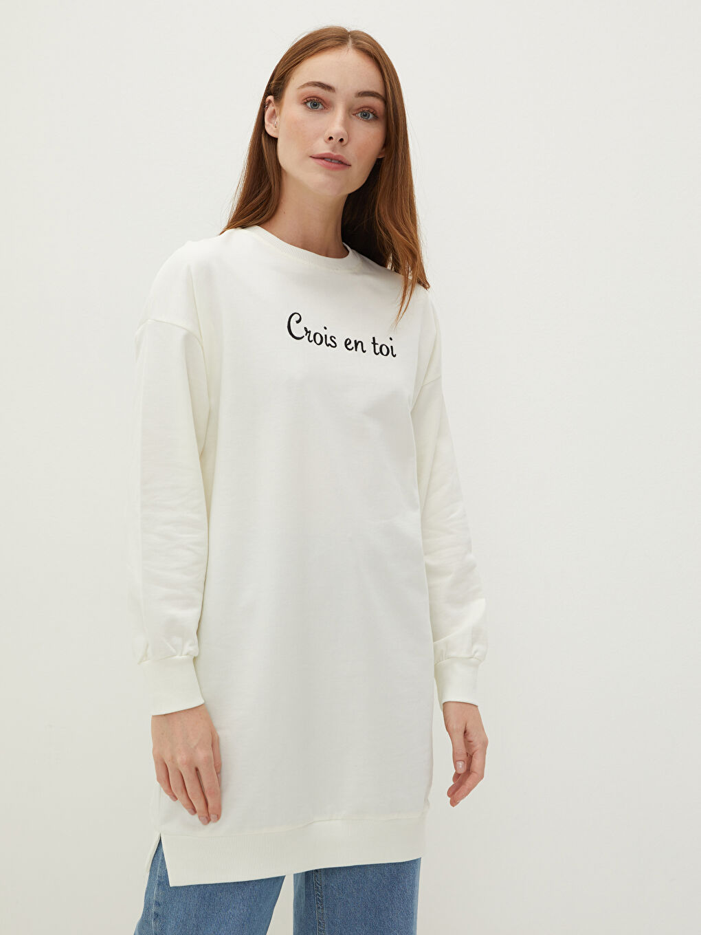 Свитшот-туника с круглым вырезом, вышивкой и длинным рукавом из хлопка для женщин-3