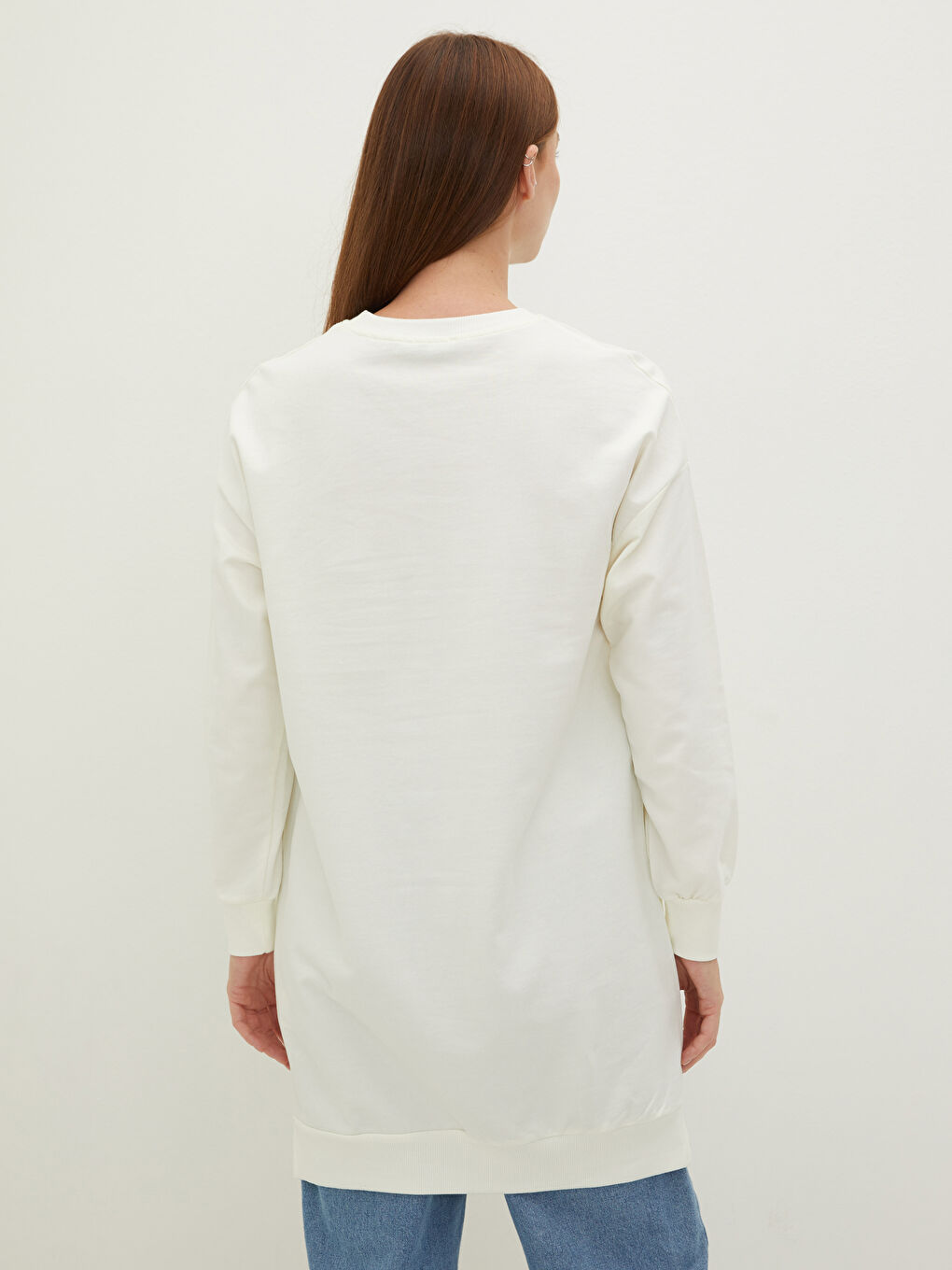 Свитшот-туника с круглым вырезом, вышивкой и длинным рукавом из хлопка для женщин-5