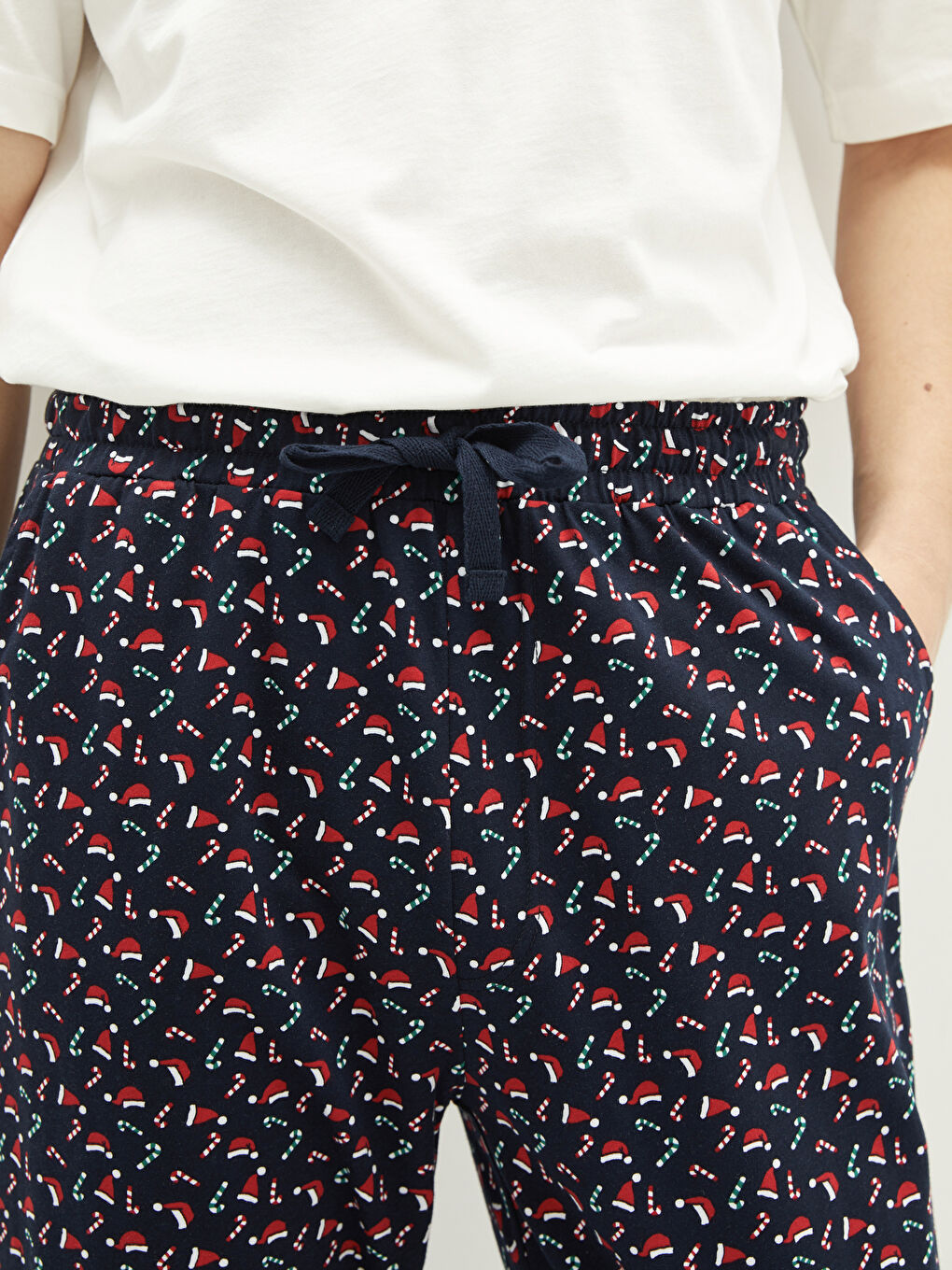 Standard Fit New Year Themed Men's Pyjama Bottoms-2