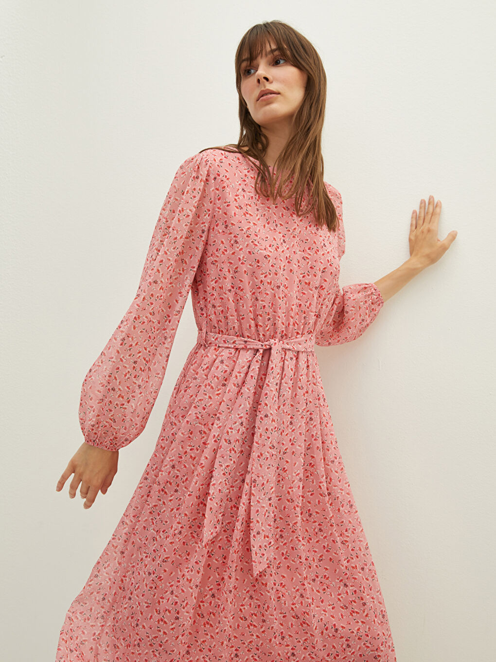 LCWAIKIKI Classic Crew Neck Floral Long Sleeve Waist Tie Detailed Chiffon Women's Dress -W1EE11Z8-LT4