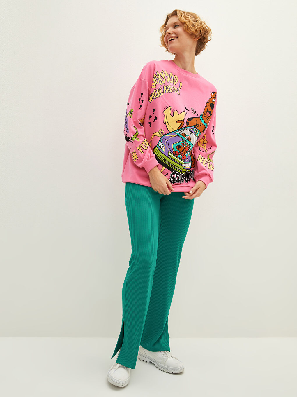 Sweat-shirt à Col Rond Scooby Doo Imprimé à Manches Longues pour Femmes-2