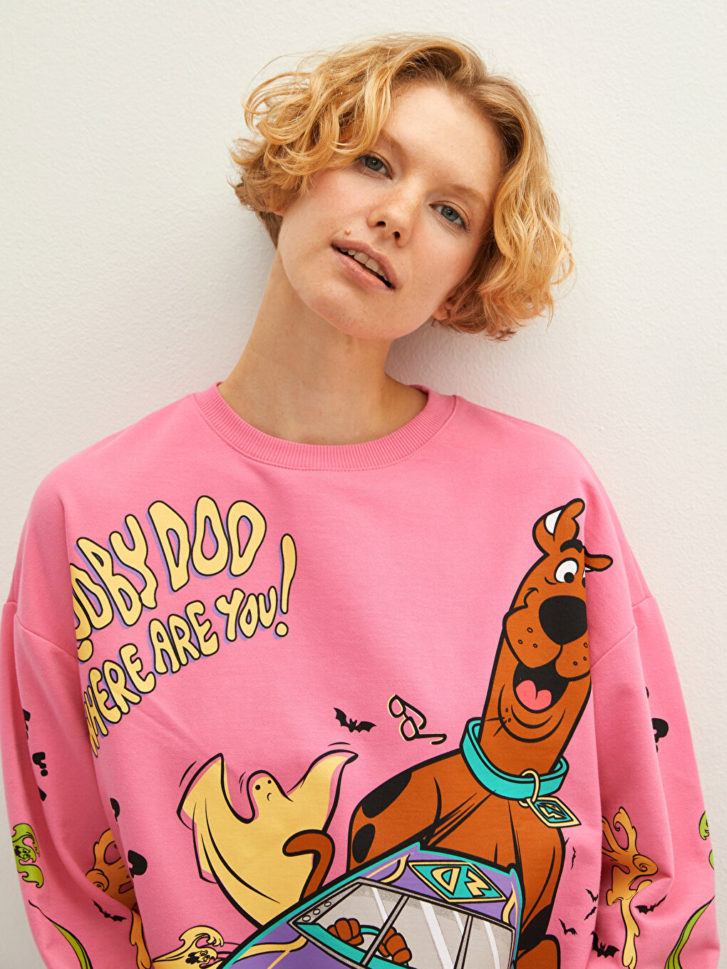 Sweat-shirt à Col Rond Scooby Doo Imprimé à Manches Longues pour Femmes-3