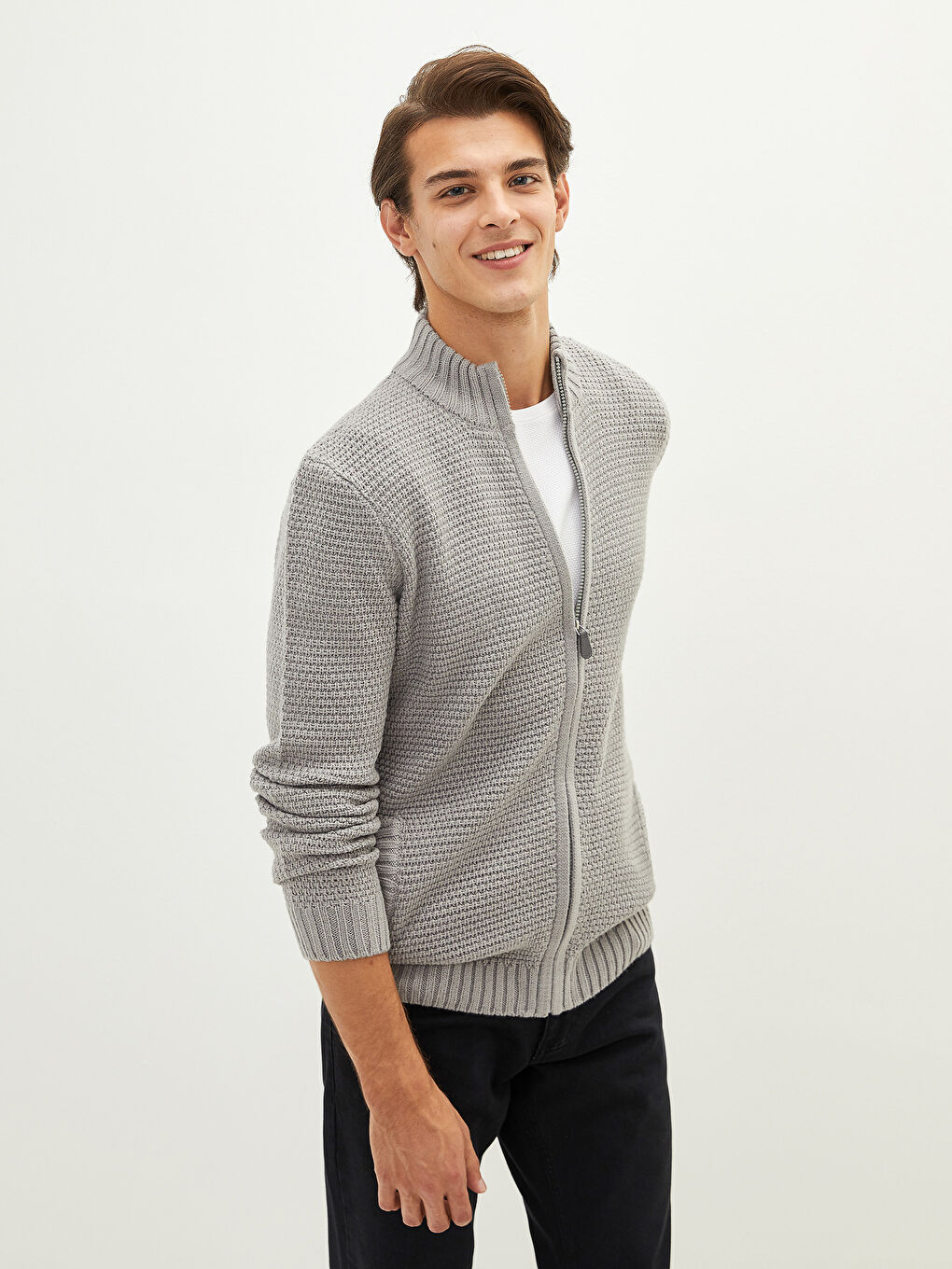Cardigan en Tricot à Manches Longues avec Col Roulé pour Hommes de Coupe Standard-1