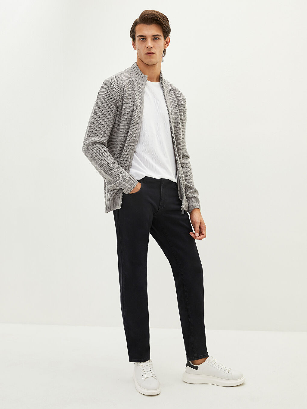 Cardigan en Tricot à Manches Longues avec Col Roulé pour Hommes de Coupe Standard-3