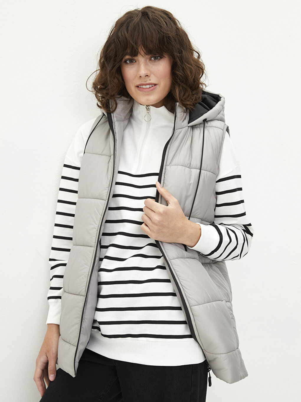 Hooded Quilted Women's Puffer Gilet