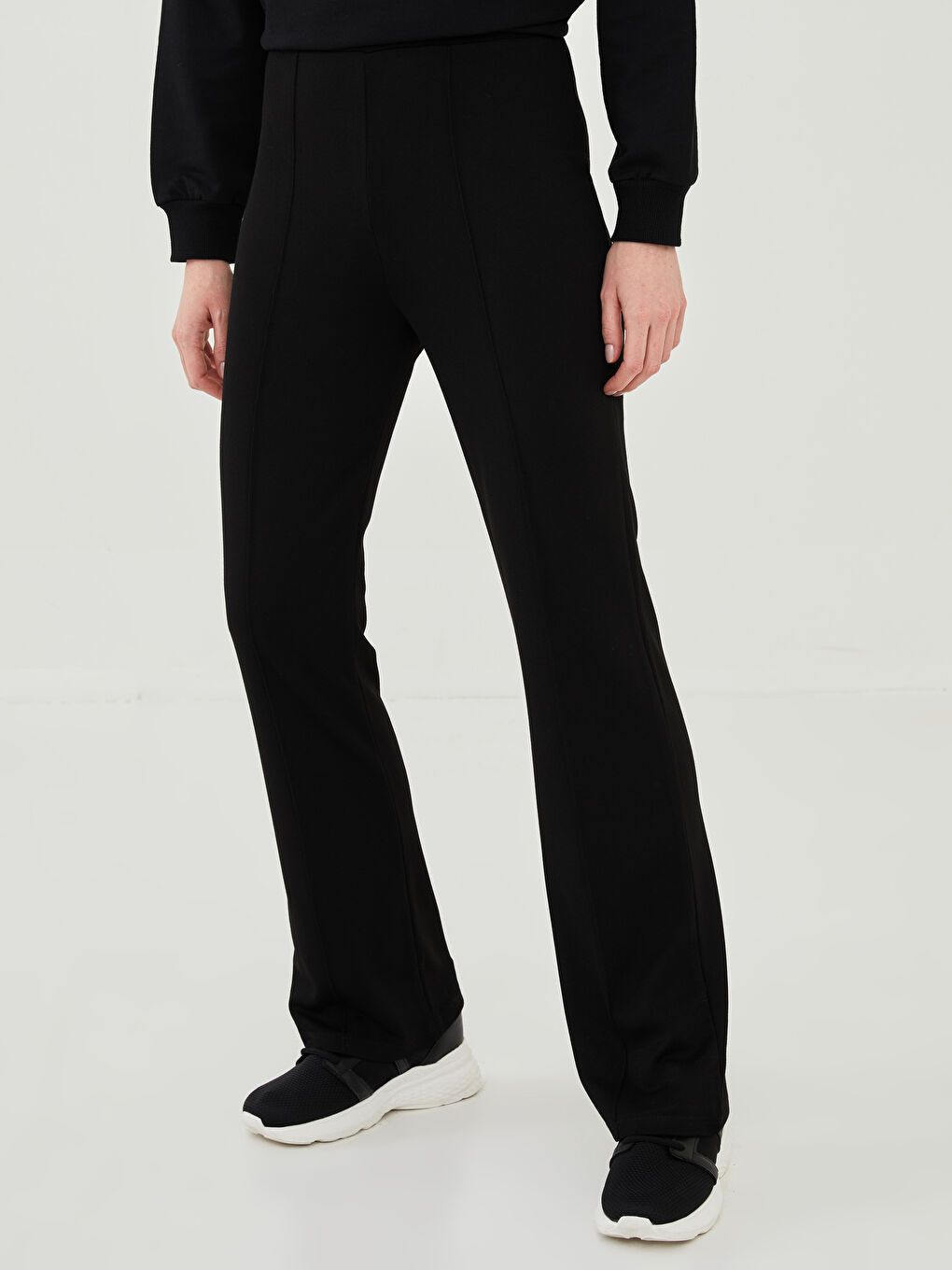 Siyah Kadın Beli Lastikli Düz Eşofman Altı-2