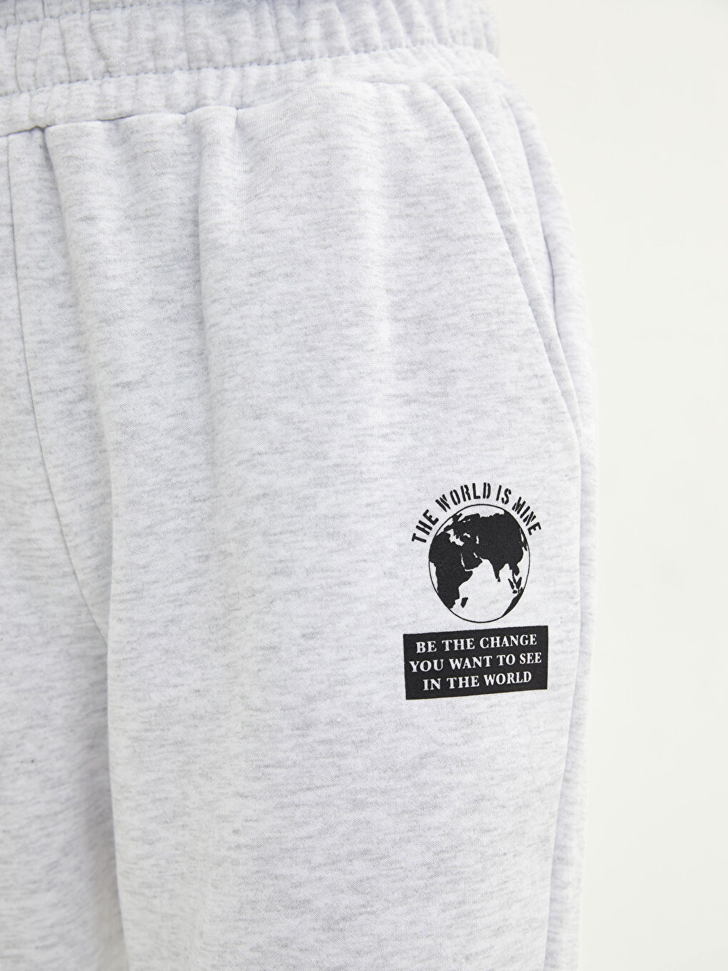 LCW Vision Bedruckte Jogginghose mit Taschen für Damen, dick, mit elastischem Bund -W1EK63Z8-847