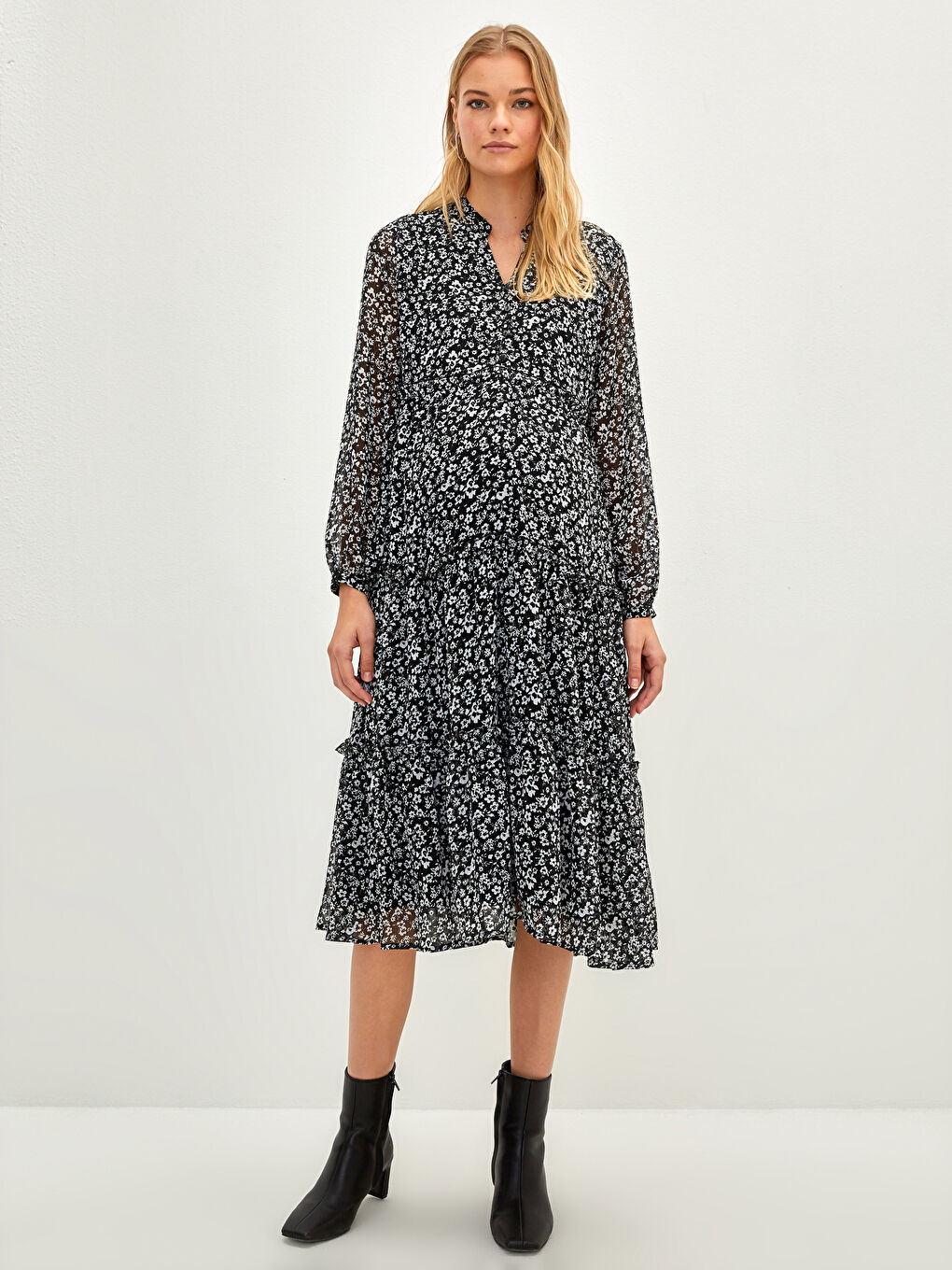 LCWAIKIKI Maternity Cropped Neck Floral Long Sleeve Chiffon Maternity Dress -W1EL85Z8-LQJ
