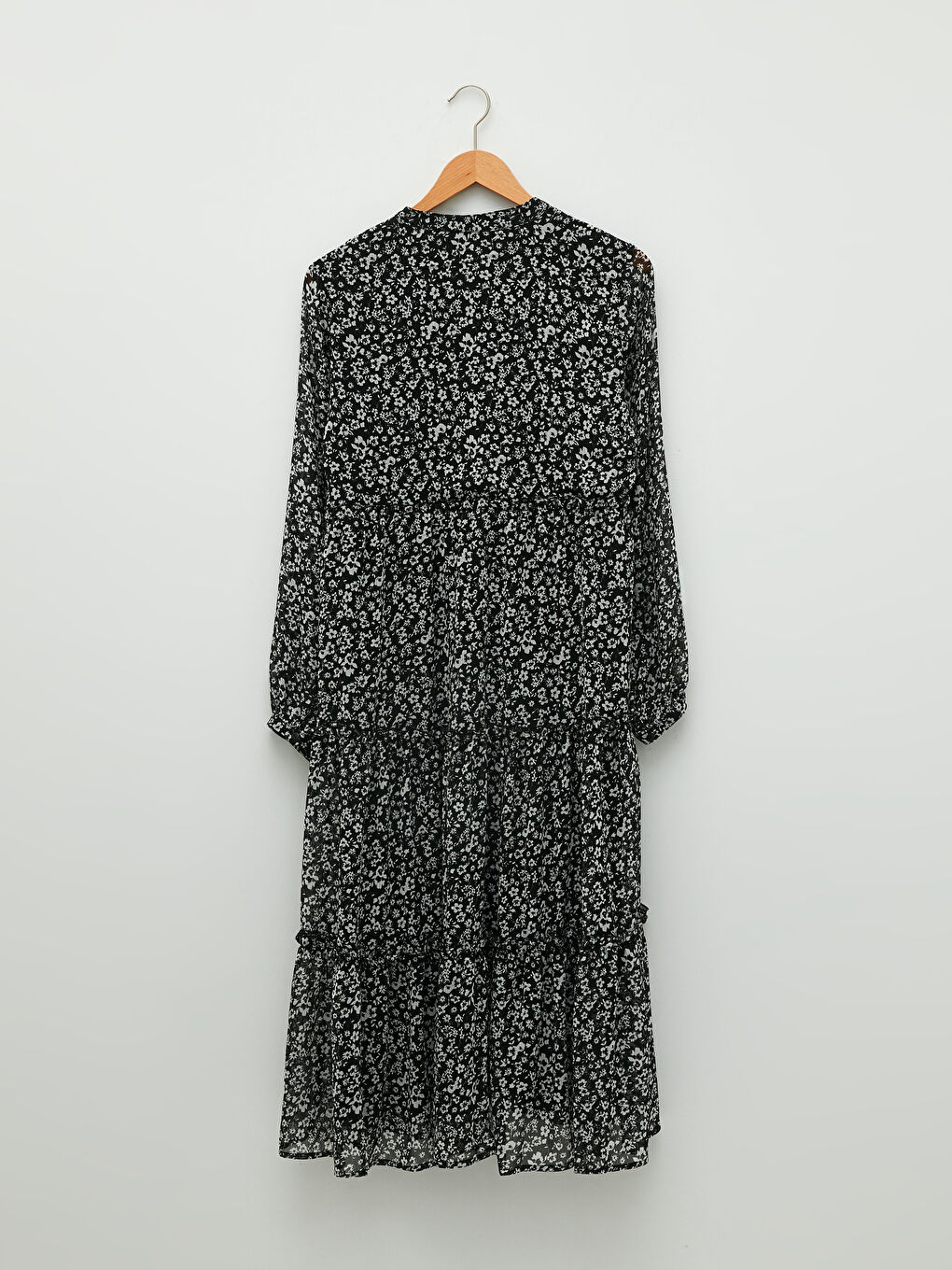 LCWAIKIKI Maternity Cropped Neck Floral Long Sleeve Chiffon Maternity Dress -W1EL85Z8-LQJ