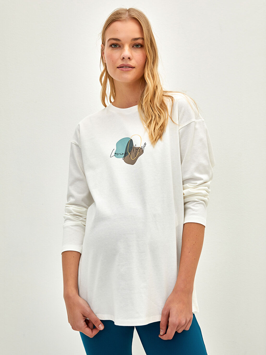 Crew Neck Printed Long Sleeve Cotton Maternity T-shirt