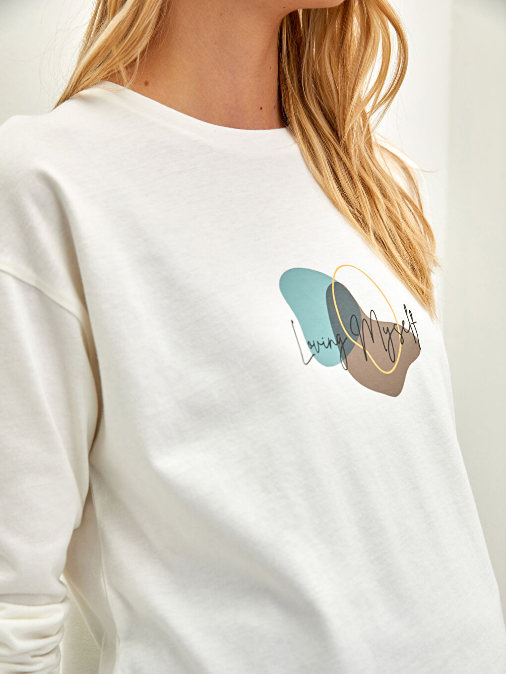 Crew Neck Printed Long Sleeve Cotton Maternity T-shirt-2