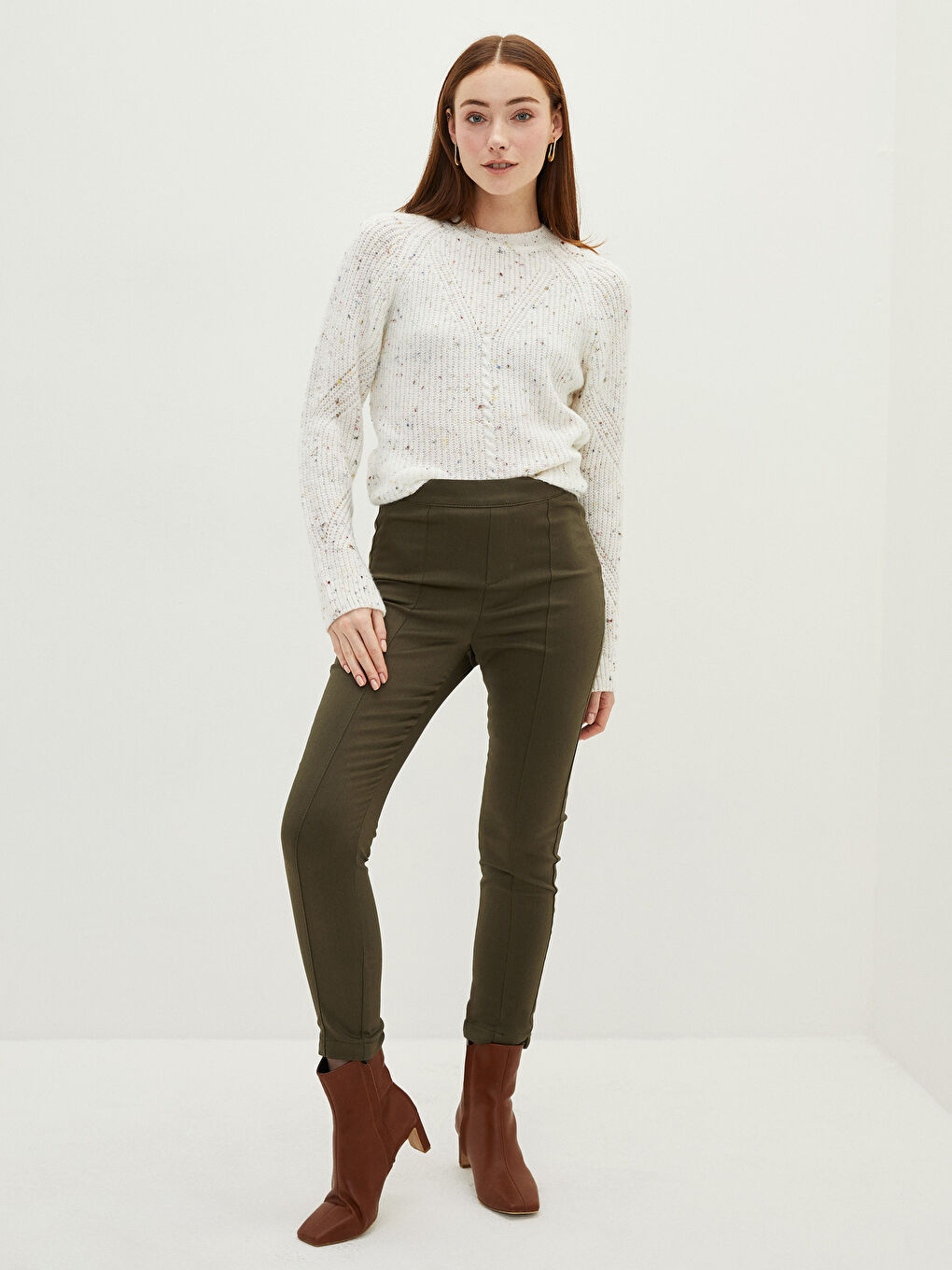 Haki Kadın Beli Lastikli Düz Havuç Pantolon-1