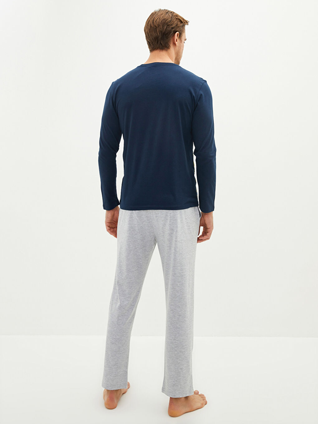 Gri Standart Kalıp Fenerbahçe Baskılı Erkek Taraftar Pijama Takımı-3