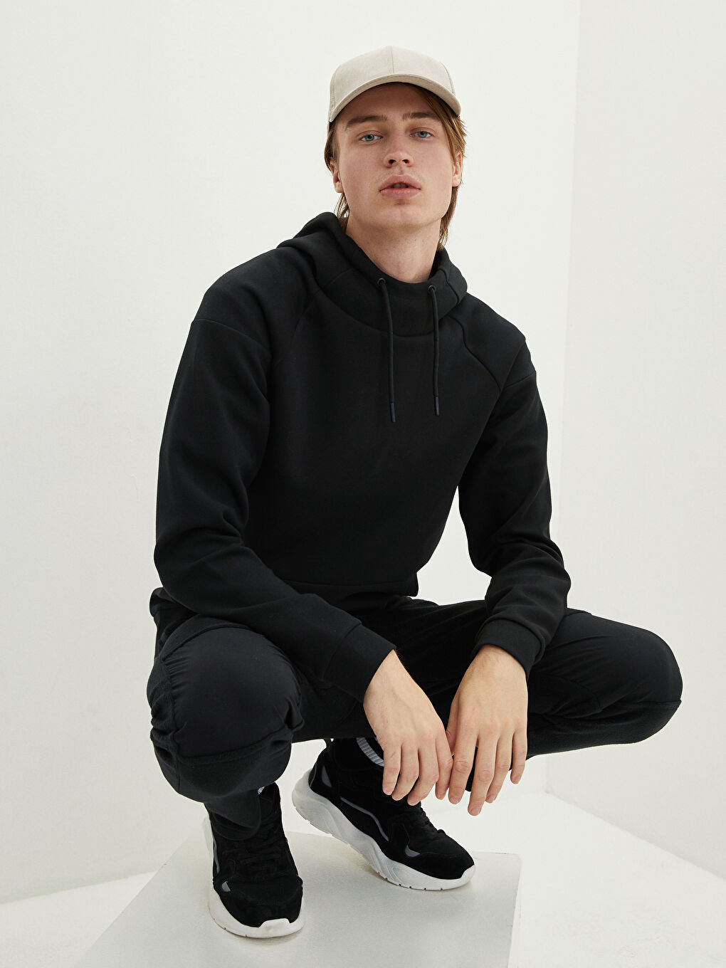 LCW OUTDOOR Basic Kapuzensweatshirt für Herren mit Langarm -W1EP72Z8-CVL