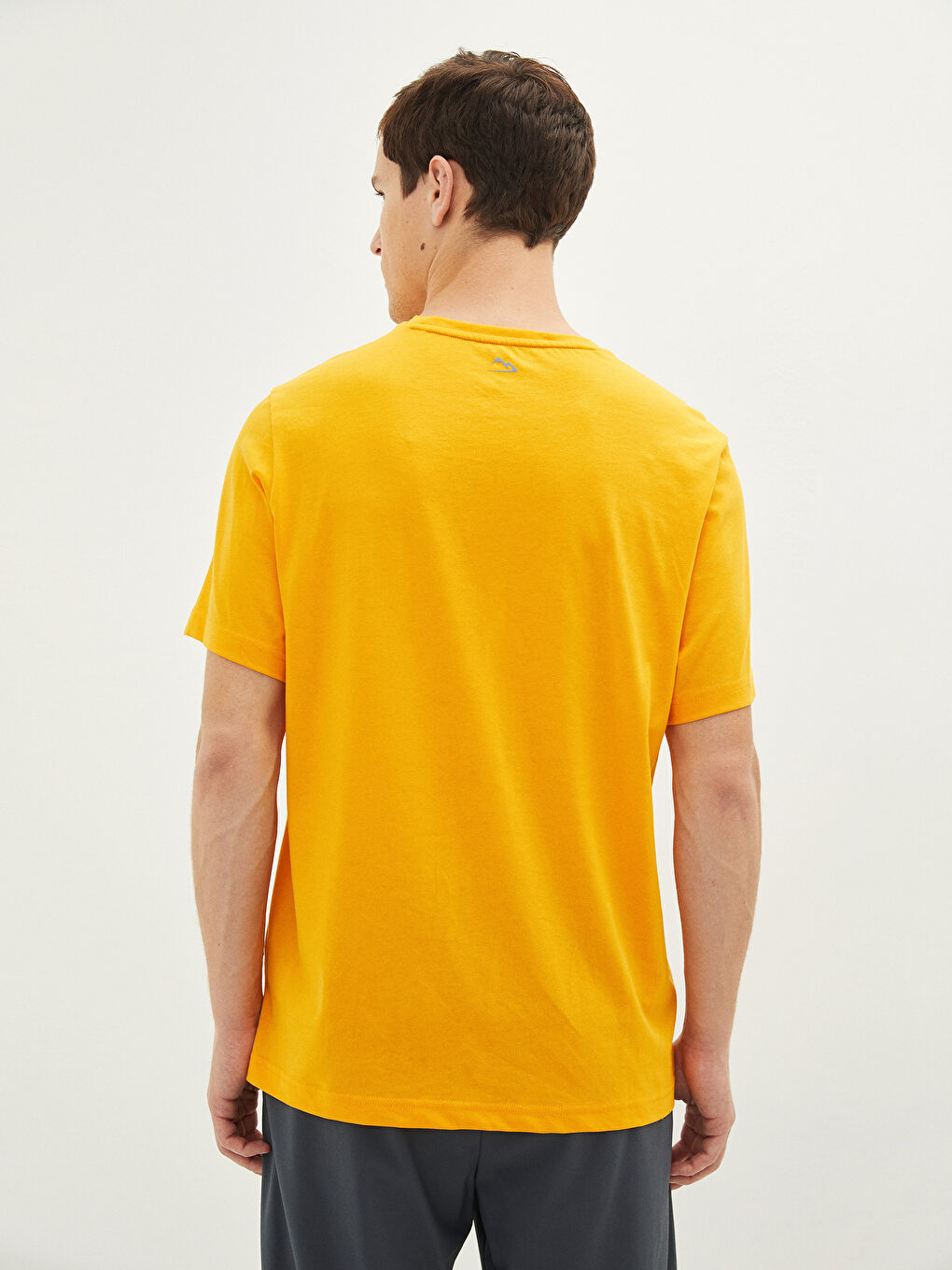 Turuncu Bisiklet Yaka Kısa Kollu Baskılı Erkek Tişört-4