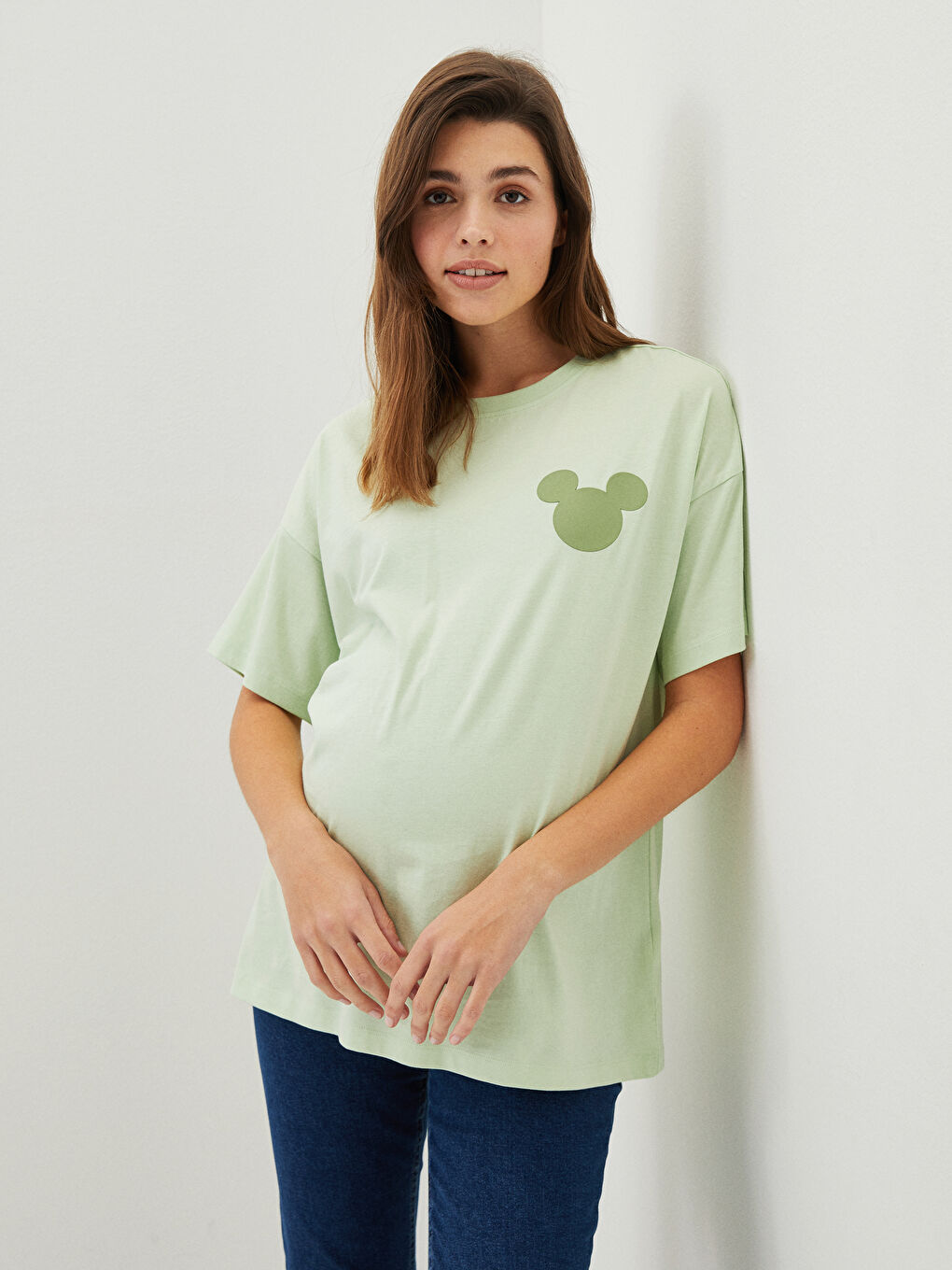 LCW Majica za trudnice sa okruglim izrezom, štampanim motivom Mickey Mouse-a i kratkim rukavima -W1EQ48Z8-FPQ
