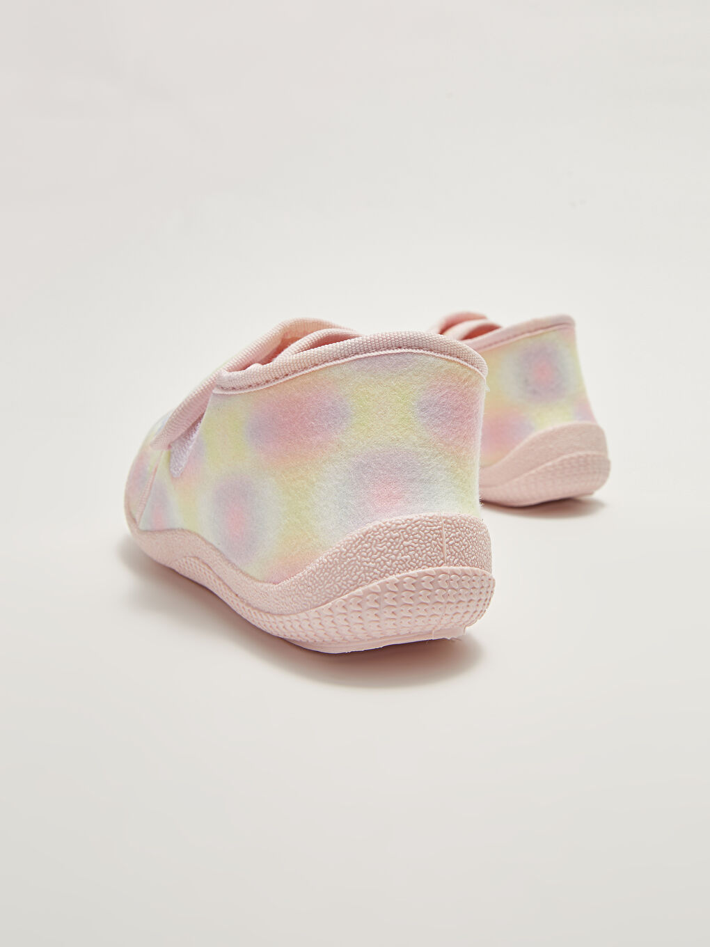 Домашние тапочки для девочек с аппликацией в форме сердца и застежкой-липучкой-3