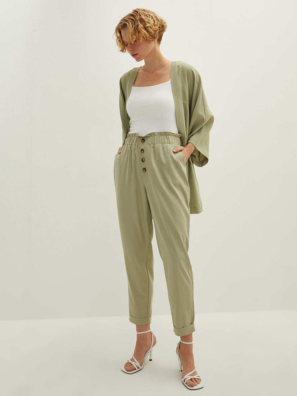 Yeşil Yüksek Bel Bol Fit Cep Detaylı Kadın Pantolon-1