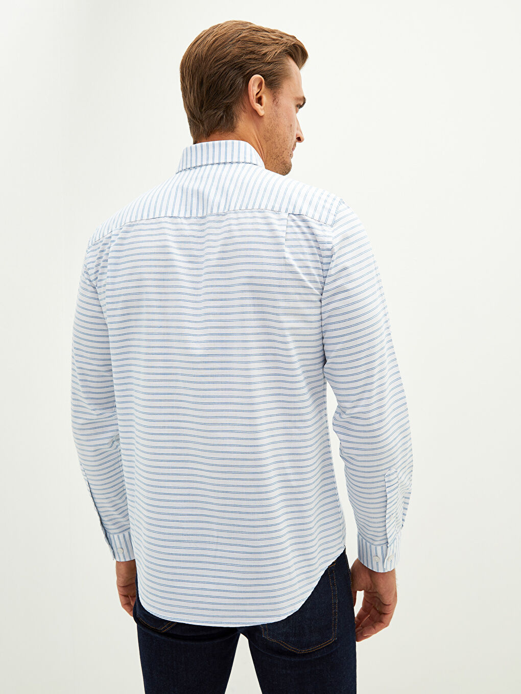 قميص قطني بأكمام طويلة بقصة عادية للرجال-4