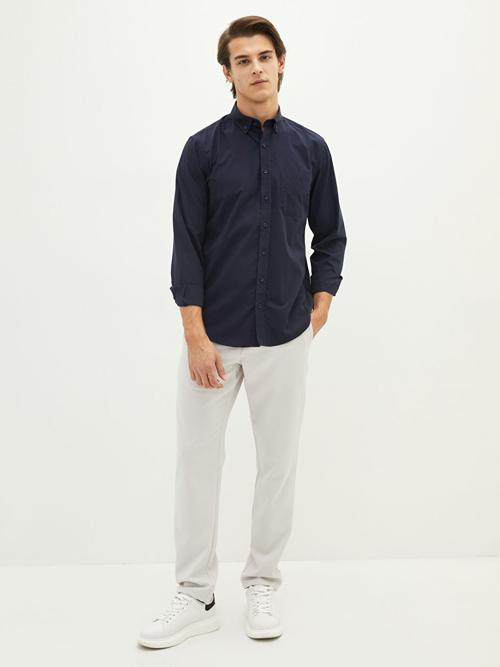 قميص قطني بأكمام طويلة بقصة عادية للرجال-2