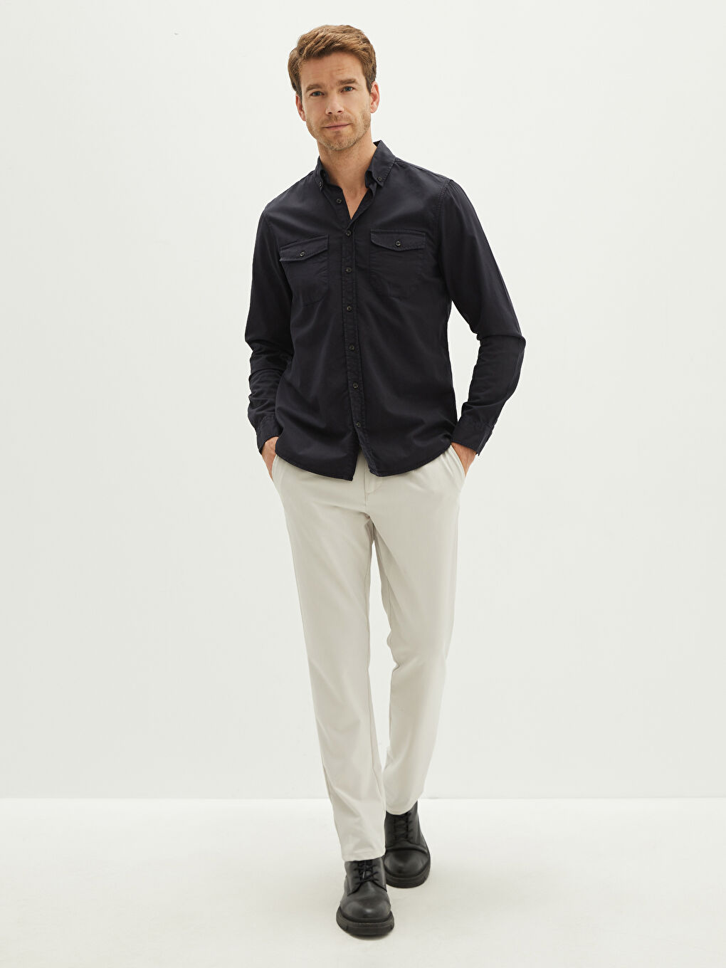 قميص رجالي كم طويل بقصة عادية من قماش الجبردين-2