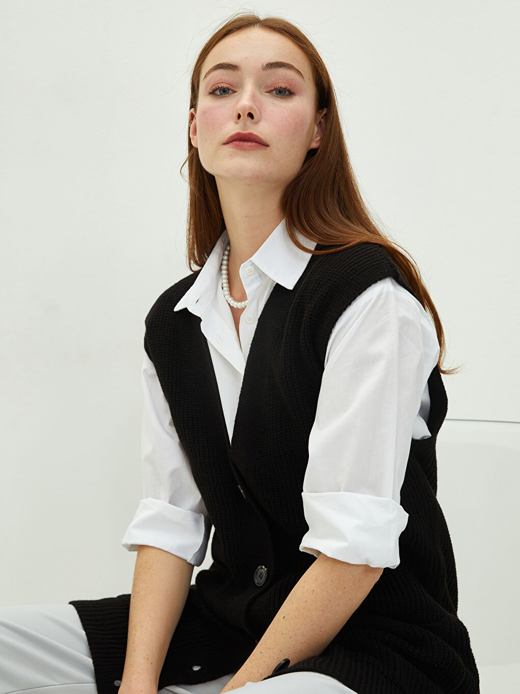 V-Neck Pocket Detailed Women's Knitwear Vest-1