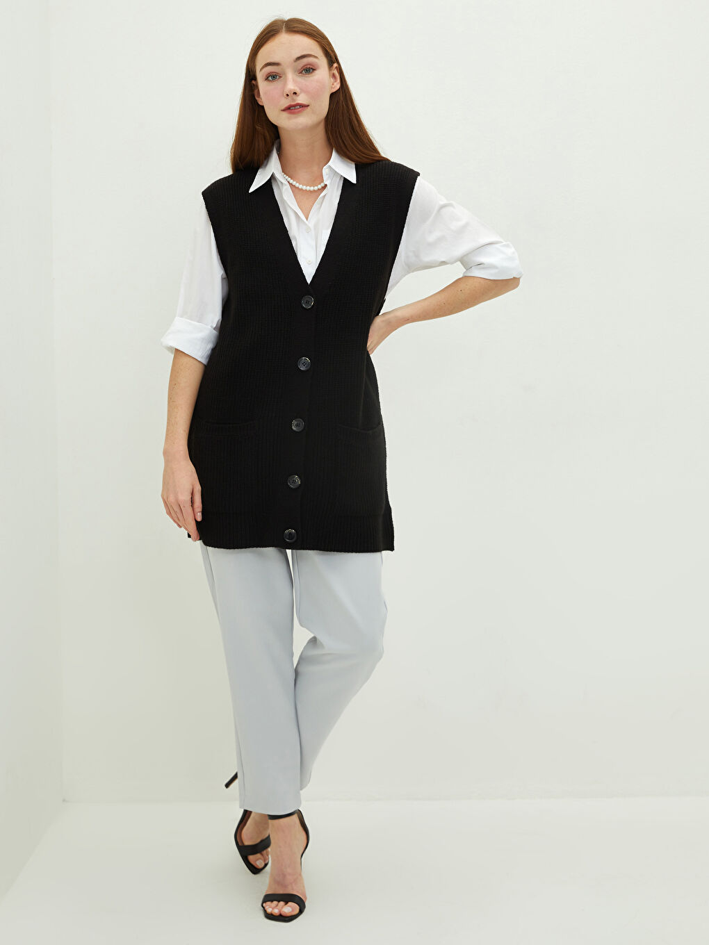 V-Neck Pocket Detailed Women's Knitwear Vest-3