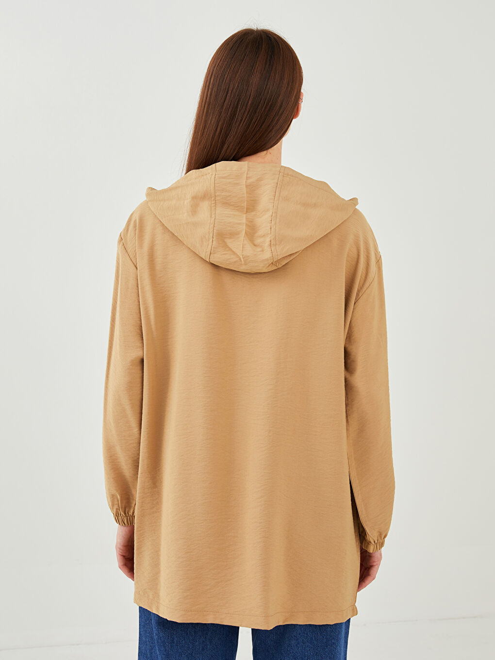 Tunique Femme à Capuche Manches Longues en Tissu Crêpe-4