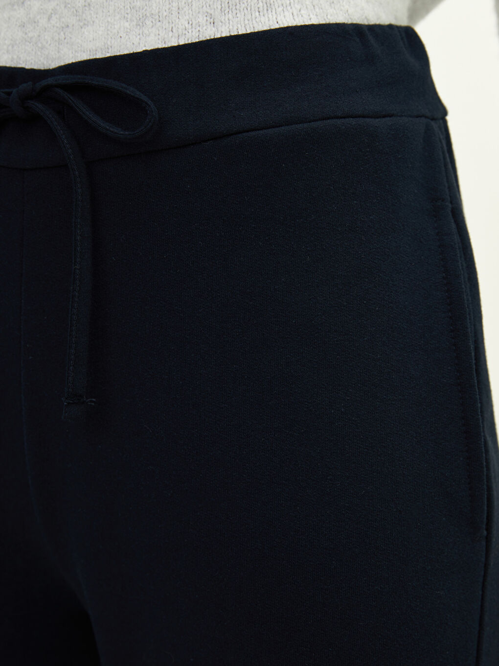 Elastic Waist Regular Pocket Detailed Women's Sweatpants-3