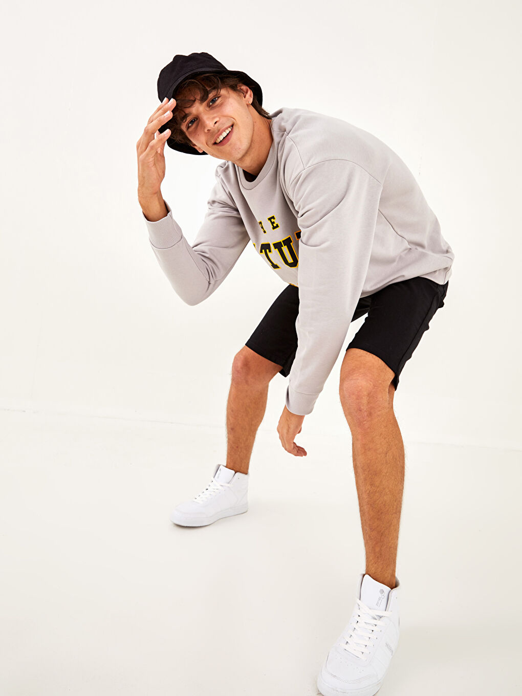 Oversize Crew Neck Long Sleeve Men's Sweatshirt-2